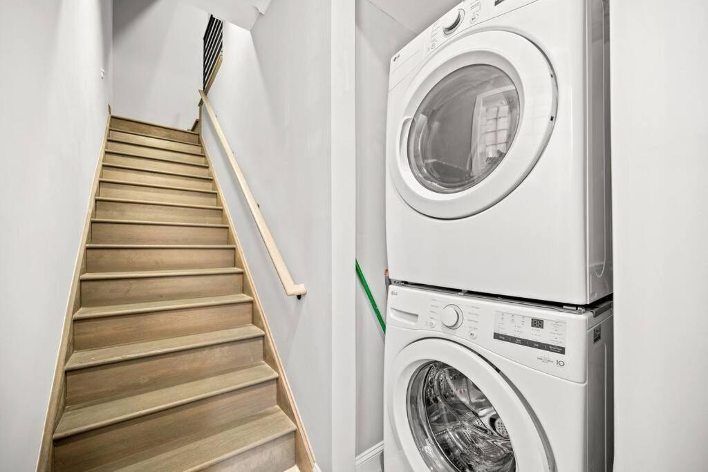 New! Cozy Apt In Center City! フィラデルフィア エクステリア 写真